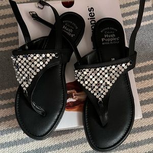 NWT Hush Puppies black sandals